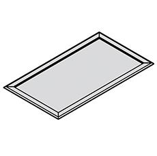 Die Kellerschachtabdeckungen von VALETTA sind rasch und einfach zu montieren. Der einbaufertig montierte und bespannte Rahmen ist entweder mit Butyl-Dichtungsband ausgerüstet oder mit einer umlaufenden Bürste auf der Profilunterleiste mit entsprechendem M