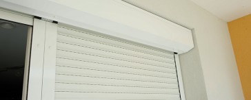 Rollladen Systeme, vorbaurollladen, rollladen konfiguartor, rolladenmotor, rollladenpanzer, rollladen preise, rollladen preisvergleich, rollladen hersteller, unterputz rollladen, unterputz vorbaurollladen, funkbedienung rollladen, passives kühlen mit roll