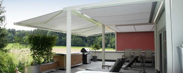 Wintergarten, Beschattung Wintergarten, Glas und Beschattung, Beschattung Glasdach, beschattung für Terrassenüberdachung, beschattung gewächshaus, hella beschattung, beschattung pergola, pergola, sonnensegel, textile beschattung, beschattung motor
