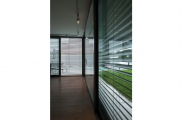 Raffstore preise, raffstore hella, raffstore warema, raffstore außen, raffstore kosten, raffstore steuerung, raffstore preisvergleich, raffstore, raffrollo, jalousien und raffstore, moderne fassade, wohnhäuser, flexibler sonnenschutz, tageslicht, tageslic