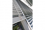 Raffstore preise, raffstore hella, raffstore warema, raffstore außen, raffstore kosten, raffstore steuerung, raffstore preisvergleich, raffstore, raffrollo, jalousien und raffstore, moderne fassade, wohnhäuser, flexibler sonnenschutz, tageslicht, tageslic