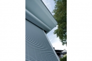Rollladen Systeme, vorbaurollladen, rollladen konfiguartor, rolladenmotor, rollladenpanzer, rollladen preise, rollladen preisvergleich, rollladen hersteller, unterputz rollladen, unterputz vorbaurollladen, funkbedienung rollladen, passives kühlen mit roll