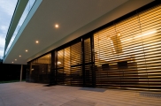 Raffstore preise, raffstore hella, raffstore warema, raffstore außen, raffstore kosten, raffstore steuerung, raffstore preisvergleich, raffstore, raffrollo, jalousien und raffstore, moderne fassade, wohnhäuser, flexibler sonnenschutz, tageslicht, tageslic