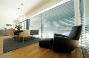 Raffstore preise, raffstore hella, raffstore warema, raffstore außen, raffstore kosten, raffstore steuerung, raffstore preisvergleich, raffstore, raffrollo, jalousien und raffstore, moderne fassade, wohnhäuser, flexibler sonnenschutz, tageslicht, tageslic