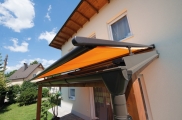 Wintergarten, Beschattung Wintergarten, Glas und Beschattung, Beschattung Glasdach, beschattung für Terrassenüberdachung, beschattung gewächshaus, hella beschattung, beschattung pergola, pergola, sonnensegel, textile beschattung, beschattung motor, bescha