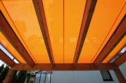 Wintergarten, Beschattung Wintergarten, Glas und Beschattung, Beschattung Glasdach, beschattung für Terrassenüberdachung, beschattung gewächshaus, hella beschattung, beschattung pergola, pergola, sonnensegel, textile beschattung, beschattung motor, bescha