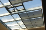 Wintergarten, Beschattung Wintergarten, Glas und Beschattung, Beschattung Glasdach, beschattung für Terrassenüberdachung, beschattung gewächshaus, hella beschattung, beschattung pergola, pergola, sonnensegel, textile beschattung, beschattung motor, bescha