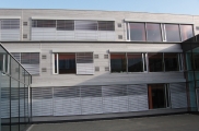 Raffstore preise, raffstore hella, raffstore warema, raffstore außen, raffstore kosten, raffstore steuerung, raffstore preisvergleich, raffstore, raffrollo, jalousien und raffstore, moderne fassade, wohnhäuser, flexibler sonnenschutz, tageslicht, tageslic