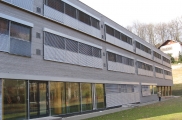 Raffstore preise, raffstore hella, raffstore warema, raffstore außen, raffstore kosten, raffstore steuerung, raffstore preisvergleich, raffstore, raffrollo, jalousien und raffstore, moderne fassade, wohnhäuser, flexibler sonnenschutz, tageslicht, tageslic