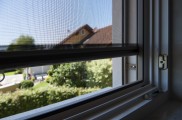 VALETTA Raffstore RA93 und Insektenschutz