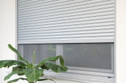 Rollladen Systeme, vorbaurollladen, rollladen konfiguartor, rolladenmotor, rollladenpanzer, rollladen preise, rollladen preisvergleich, rollladen hersteller, unterputz rollladen, unterputz vorbaurollladen, funkbedienung rollladen, passives kühlen mit roll