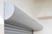 Rollladen Systeme, vorbaurollladen, rollladen konfiguartor, rolladenmotor, rollladenpanzer, rollladen preise, rollladen preisvergleich, rollladen hersteller, unterputz rollladen, unterputz vorbaurollladen, funkbedienung rollladen, passives kühlen mit roll