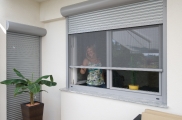 Rollladen Systeme, vorbaurollladen, rollladen konfiguartor, rolladenmotor, rollladenpanzer, rollladen preise, rollladen preisvergleich, rollladen hersteller, unterputz rollladen, unterputz vorbaurollladen, funkbedienung rollladen, passives kühlen mit roll