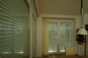 Rollladen Systeme, vorbaurollladen, rollladen konfiguartor, rolladenmotor, rollladenpanzer, rollladen preise, rollladen preisvergleich, rollladen hersteller, unterputz rollladen, unterputz vorbaurollladen, funkbedienung rollladen, passives kühlen mit roll
