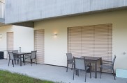 Raffstore preise, raffstore hella, raffstore warema, raffstore außen, raffstore kosten, raffstore steuerung, raffstore preisvergleich, raffstore, raffrollo, jalousien und raffstore, moderne fassade, wohnhäuser, flexibler sonnenschutz, tageslicht