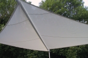 Wintergarten, Beschattung Wintergarten, Glas und Beschattung, Beschattung Glasdach, beschattung für Terrassenüberdachung, beschattung gewächshaus, hella beschattung, beschattung pergola, pergola, sonnensegel, textile beschattung, beschattung motor, bescha