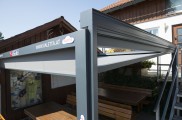 Wintergarten, Beschattung Wintergarten, Glas und Beschattung, Beschattung Glasdach, beschattung für Terrassenüberdachung, beschattung gewächshaus, hella beschattung, beschattung pergola, pergola, sonnensegel, textile beschattung, beschattung motor