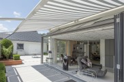Wintergarten, Beschattung Wintergarten, Glas und Beschattung, Beschattung Glasdach, beschattung für Terrassenüberdachung, beschattung gewächshaus, hella beschattung, beschattung pergola, pergola, sonnensegel, textile beschattung, beschattung motor