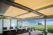 Wintergarten, Beschattung Wintergarten, Glas und Beschattung, Beschattung Glasdach, beschattung für Terrassenüberdachung, beschattung gewächshaus, hella beschattung, beschattung pergola, pergola, sonnensegel, textile beschattung, beschattung motor