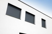 Raffstore preise, raffstore hella, raffstore warema, raffstore außen, raffstore kosten, raffstore steuerung, raffstore preisvergleich, raffstore, raffrollo, jalousien und raffstore, moderne fassade, wohnhäuser, flexibler sonnenschutz, tageslicht