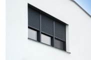 Rollladen Systeme, vorbaurollladen, rollladen konfiguartor, rolladenmotor, rollladenpanzer, rollladen preise, rollladen preisvergleich, rollladen hersteller, unterputz rollladen, unterputz vorbaurollladen, funkbedienung rollladen, passives kühlen mit roll