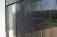 Insektenschutz, Insektenschutzmittel, Insektenschutz schiebetür, insektenschutz vorhang, insektenschutz dachfenster, insektenschutz plissee, insektenstiche, insektenschutzgitter, Lichtschachtabdeckung, Kellerschachtabdeckung, Balkon- und Terrassentüren