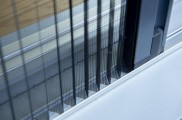 Insektenschutz, Insektenschutzmittel, Insektenschutz schiebetür, insektenschutz vorhang, insektenschutz dachfenster, insektenschutz plissee, insektenstiche, insektenschutzgitter, Lichtschachtabdeckung, Kellerschachtabdeckung, Balkon- und Terrassentüren